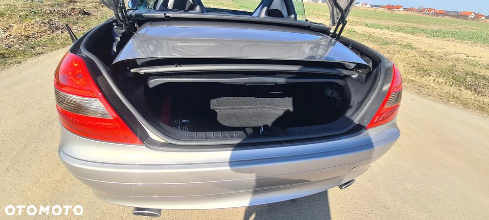 Mercedes-Benz SLK - 23