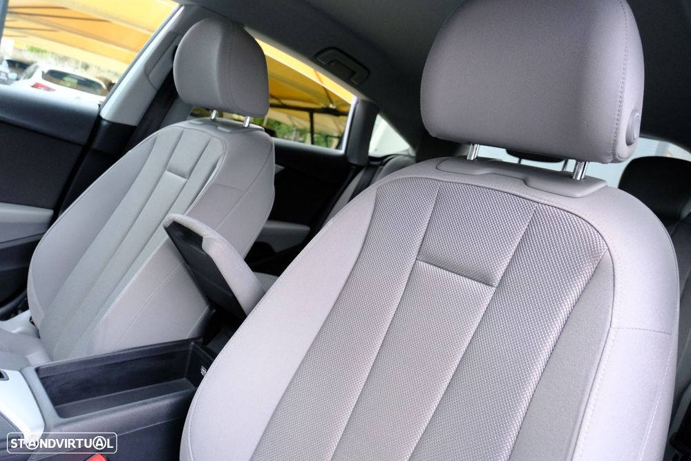 Audi A5 Sportback 40 TDI Design S tronic - 8