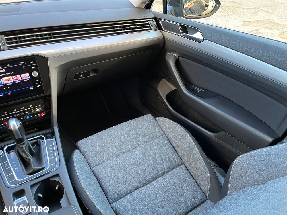 Volkswagen Passat 2.0 TDI SCR DSG Business - 16