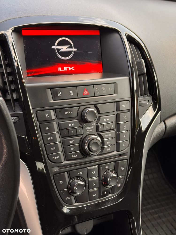 Opel Astra 1.4 Turbo - 22