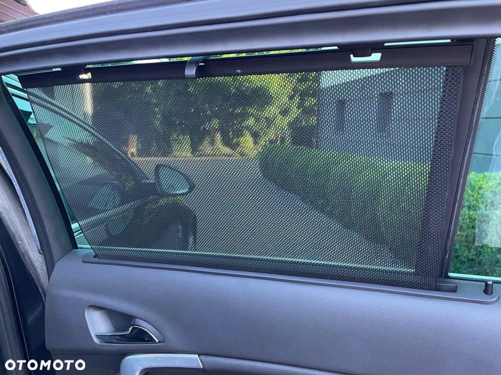 Opel Insignia - 12