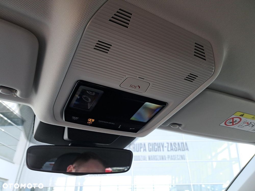 Volkswagen T-Roc 1.5 eTSI Life DSG - 31