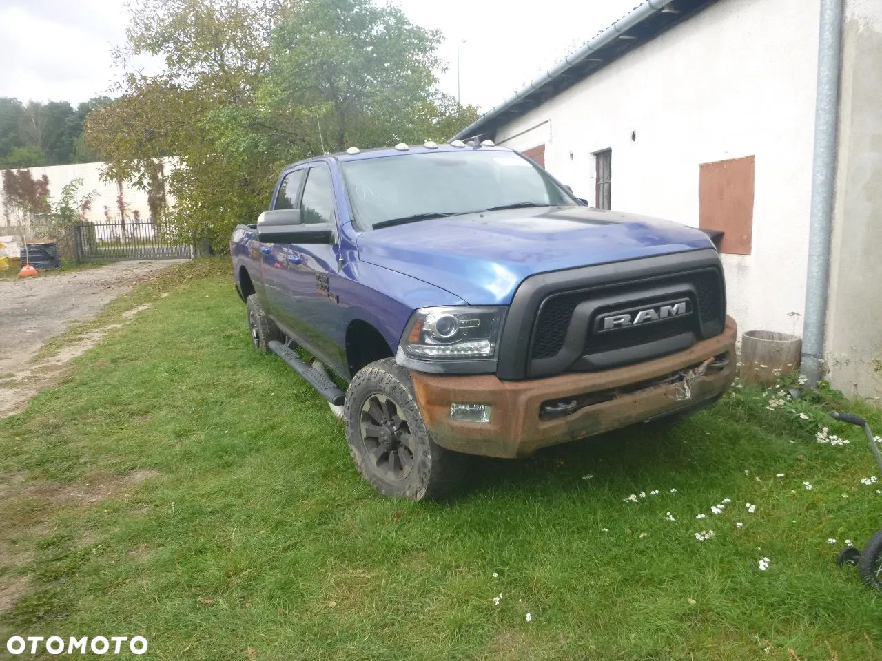 Dodge RAM - 1
