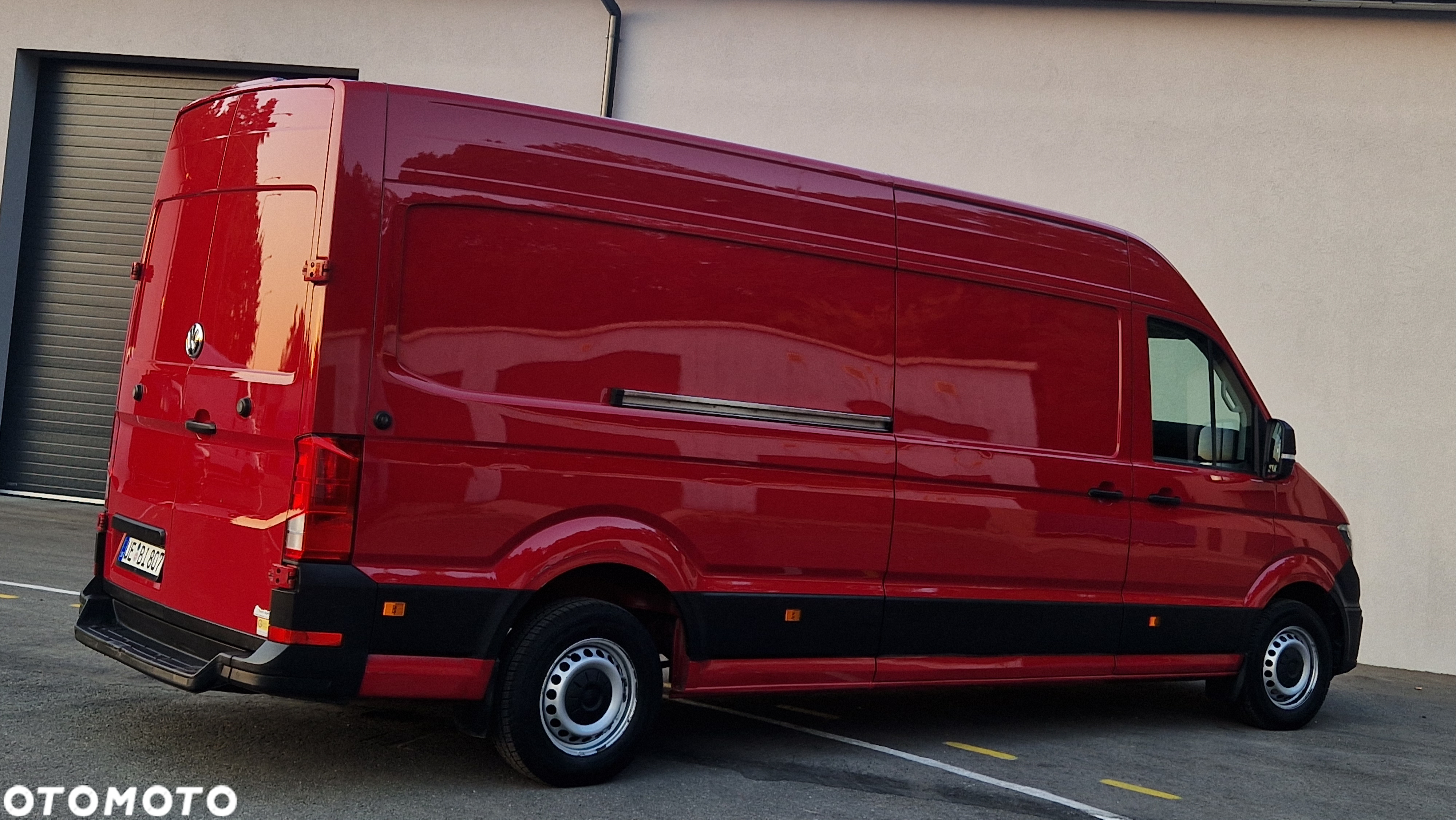Volkswagen CRAFTER MAXI 2.0 DO PRZEWOZU KWIATÓW PODJAZD OCIEPLONA PAKA KLIMA NOWE OPONY - 11