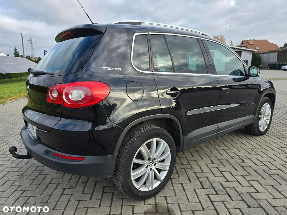 Volkswagen Tiguan - 8