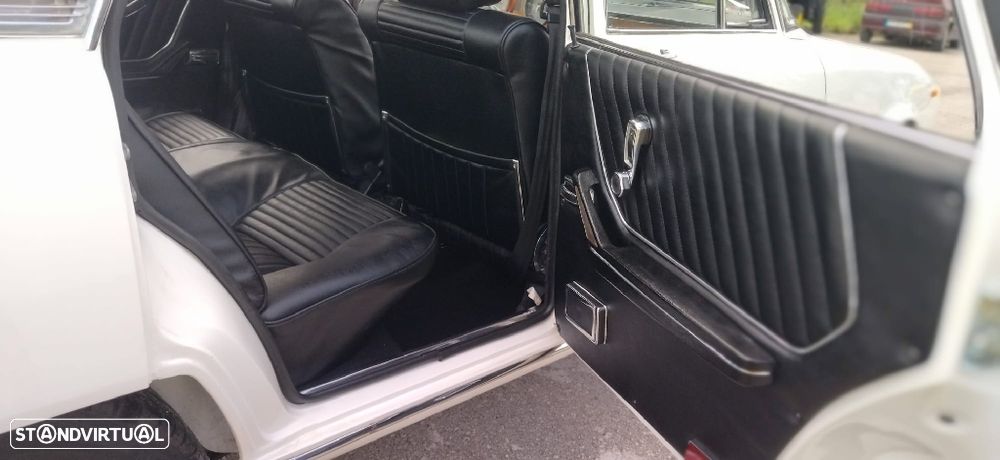 Alfa Romeo 2000 - 28