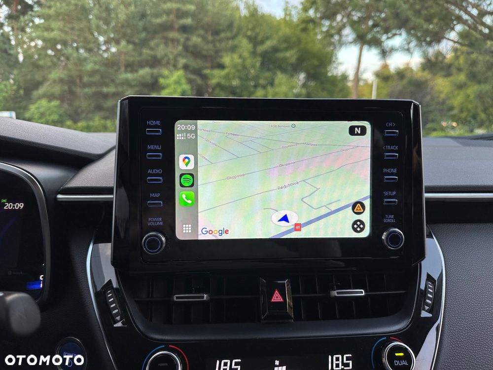 Toyota Corolla 1.8 Hybrid Comfort - 29