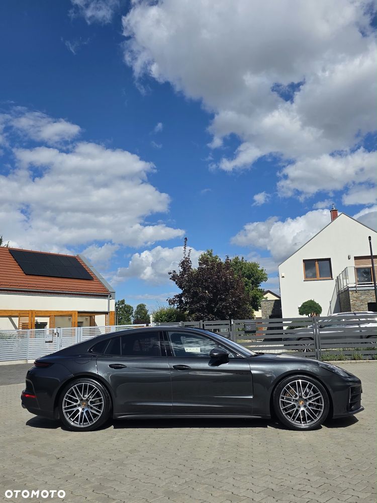 Porsche Panamera 4 E-Hybrid PHEV - 7