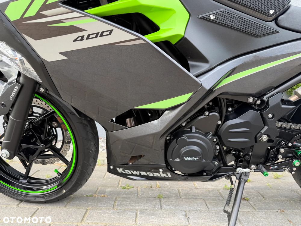 Kawasaki Ninja 400 - 30