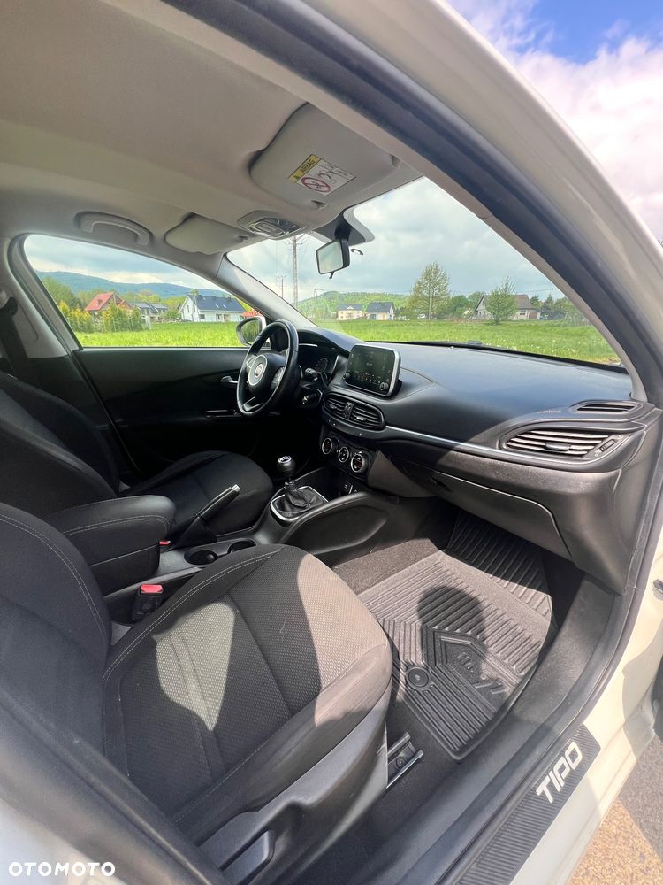 Fiat Tipo 1.4 T-Jet 16v Lounge EU6 - 11