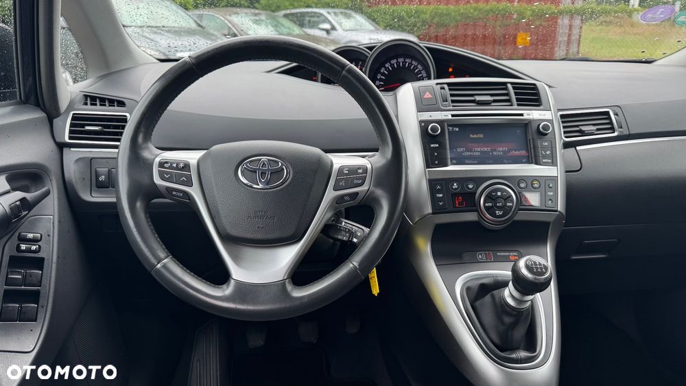 Toyota Verso 1.8 7-Sitzer Executive - 33