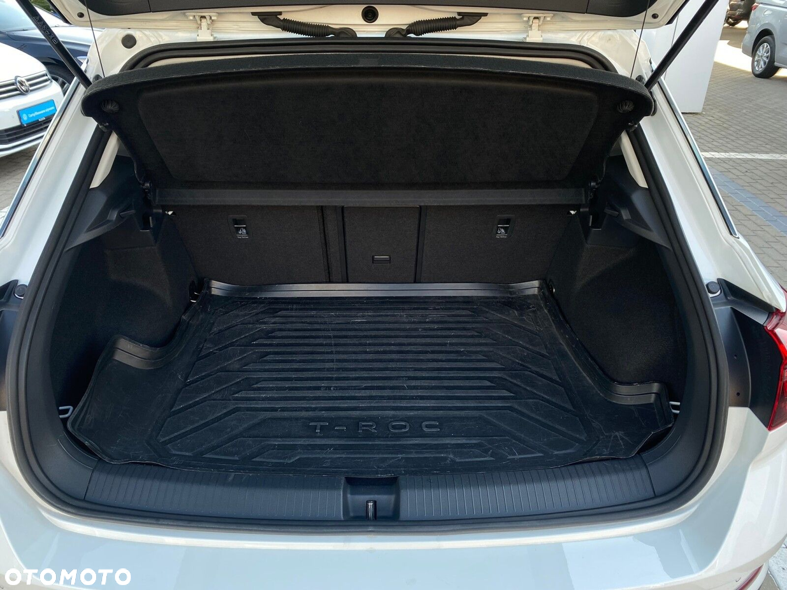 Volkswagen T-Roc 1.5 TSI Life - 29