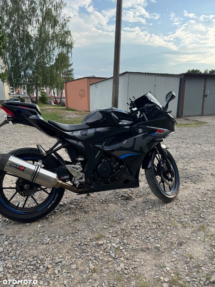 Suzuki GSX-R - 4