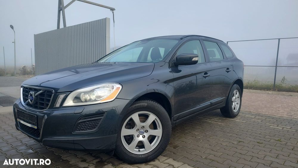 Volvo XC 60 DRIVe Momentum - 1