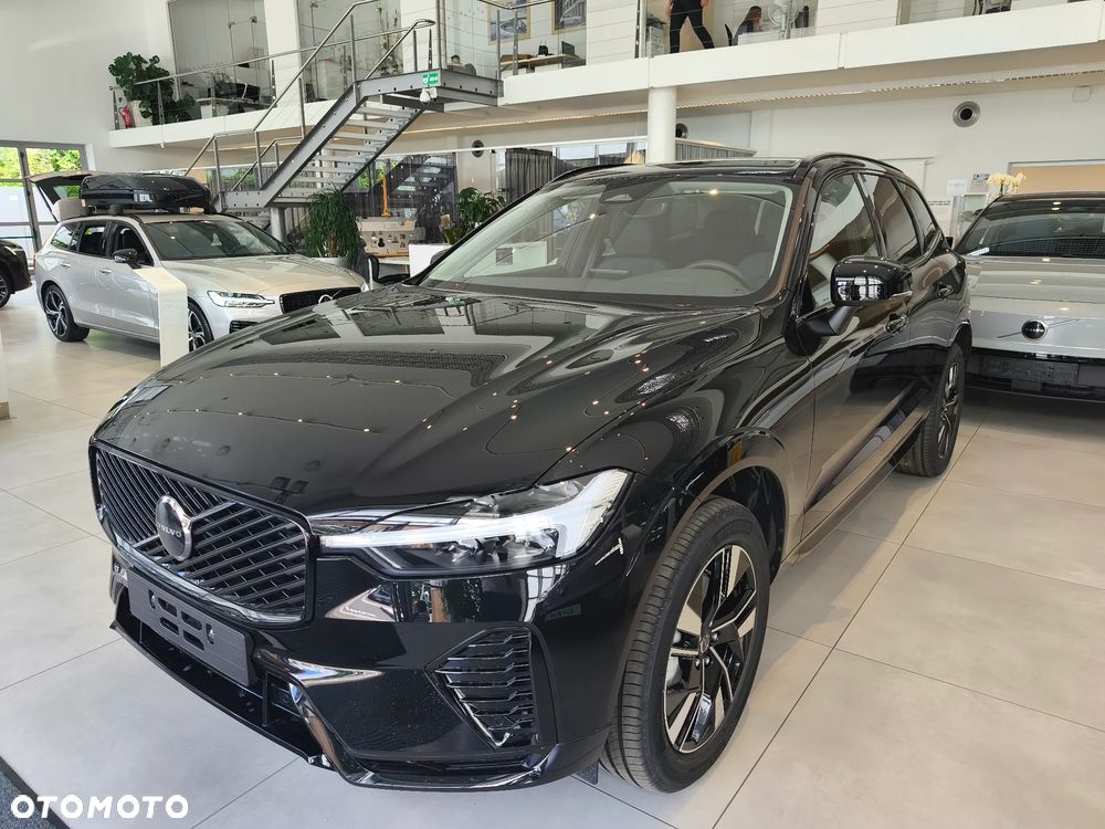 Volvo XC 60 B5 B AWD Plus Dark - 2