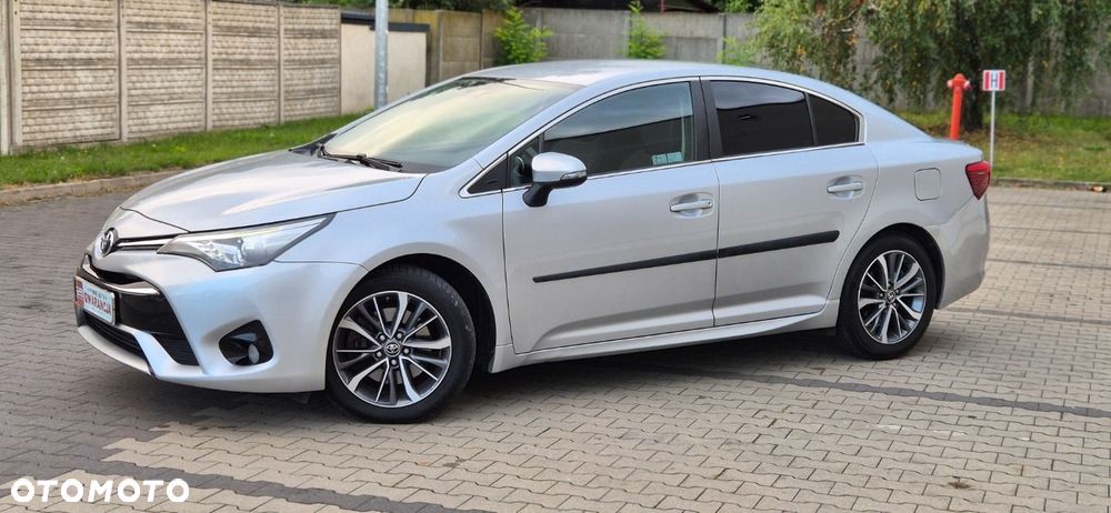 Toyota Avensis 2.0 D-4D Prestige - 29