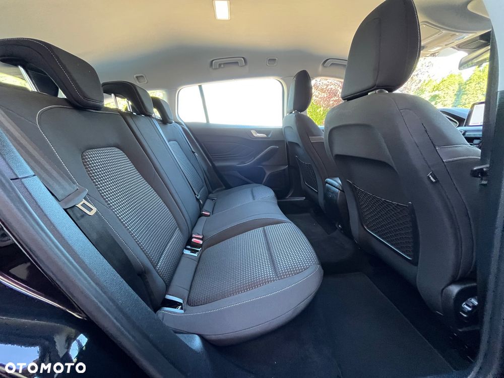 Ford Focus - 31