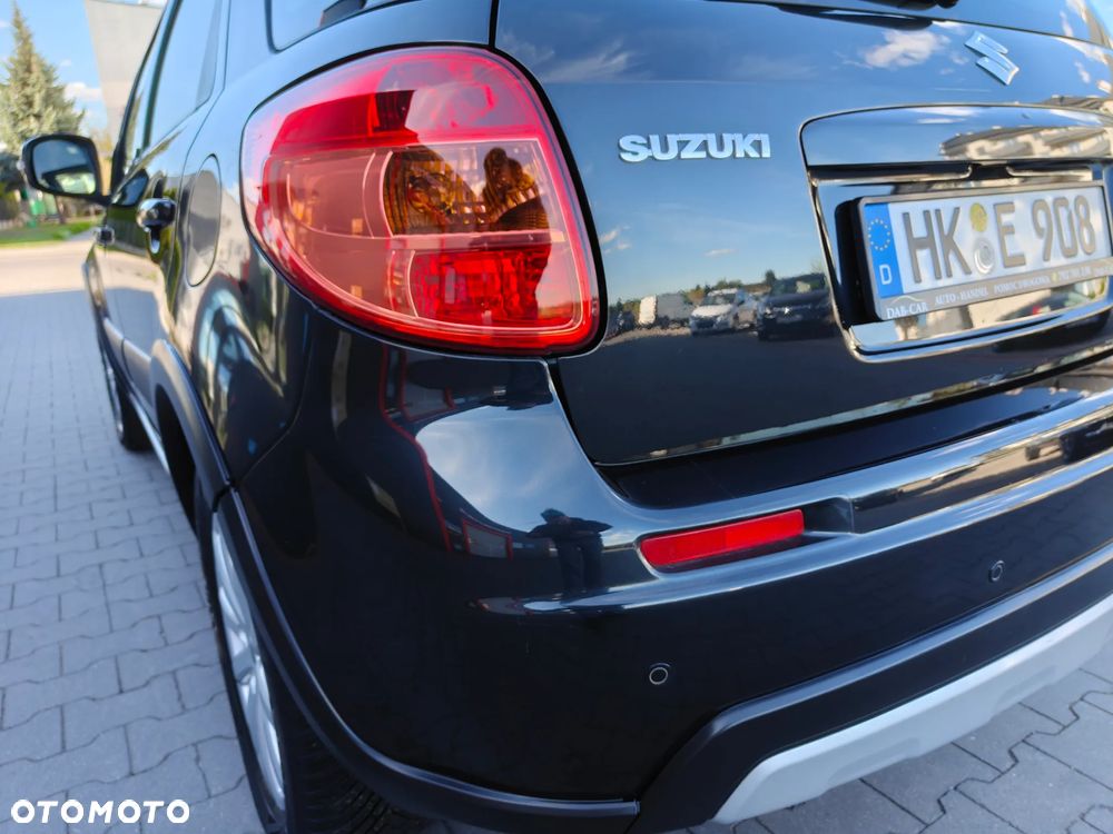 Suzuki SX4 1.6 VVT 4x2 Comfort - 17