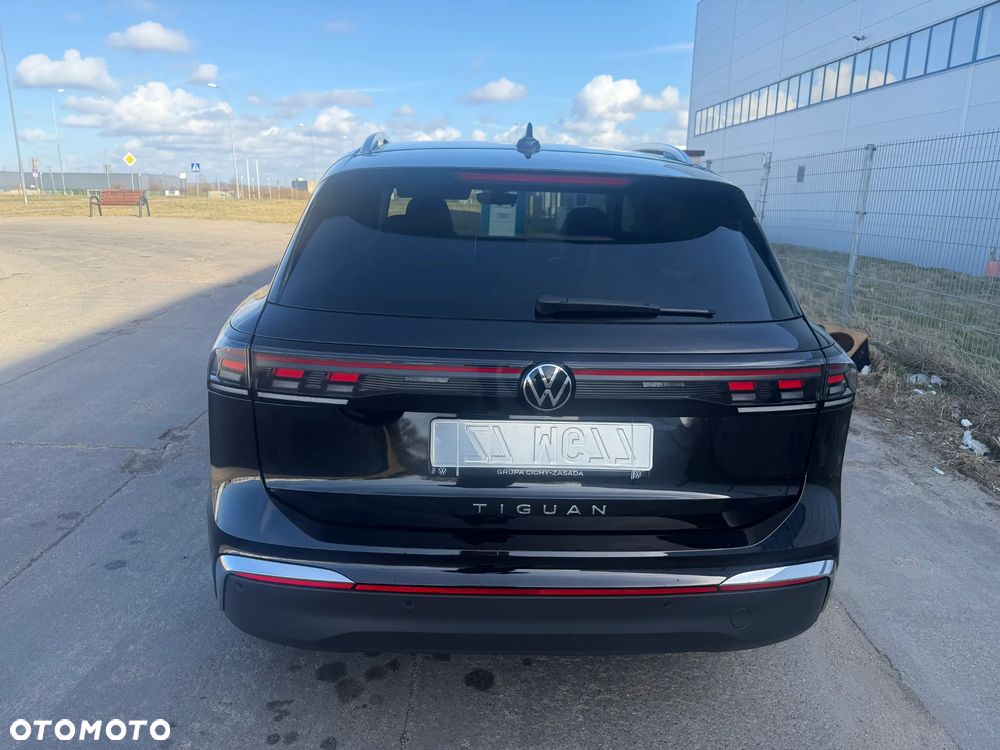 Volkswagen Tiguan 2.0 TDI Elegance DSG - 3