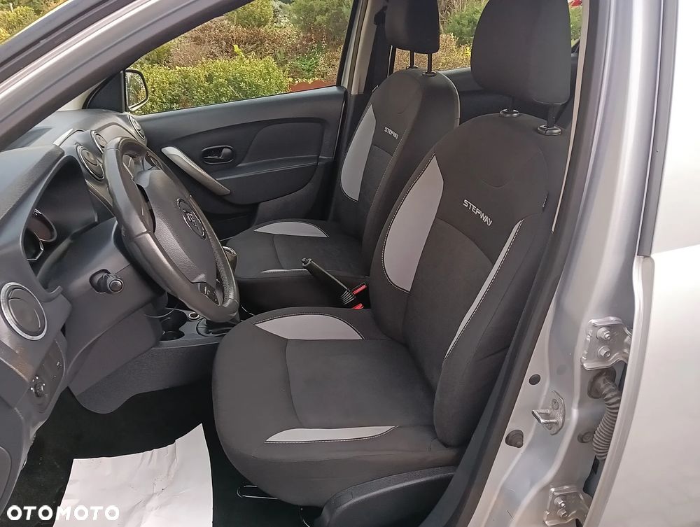 Dacia Sandero Stepway TCe 90 Prestige - 13
