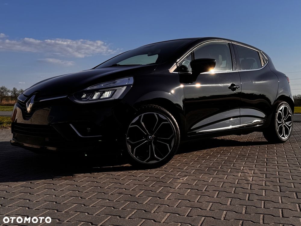 Renault Clio - 21