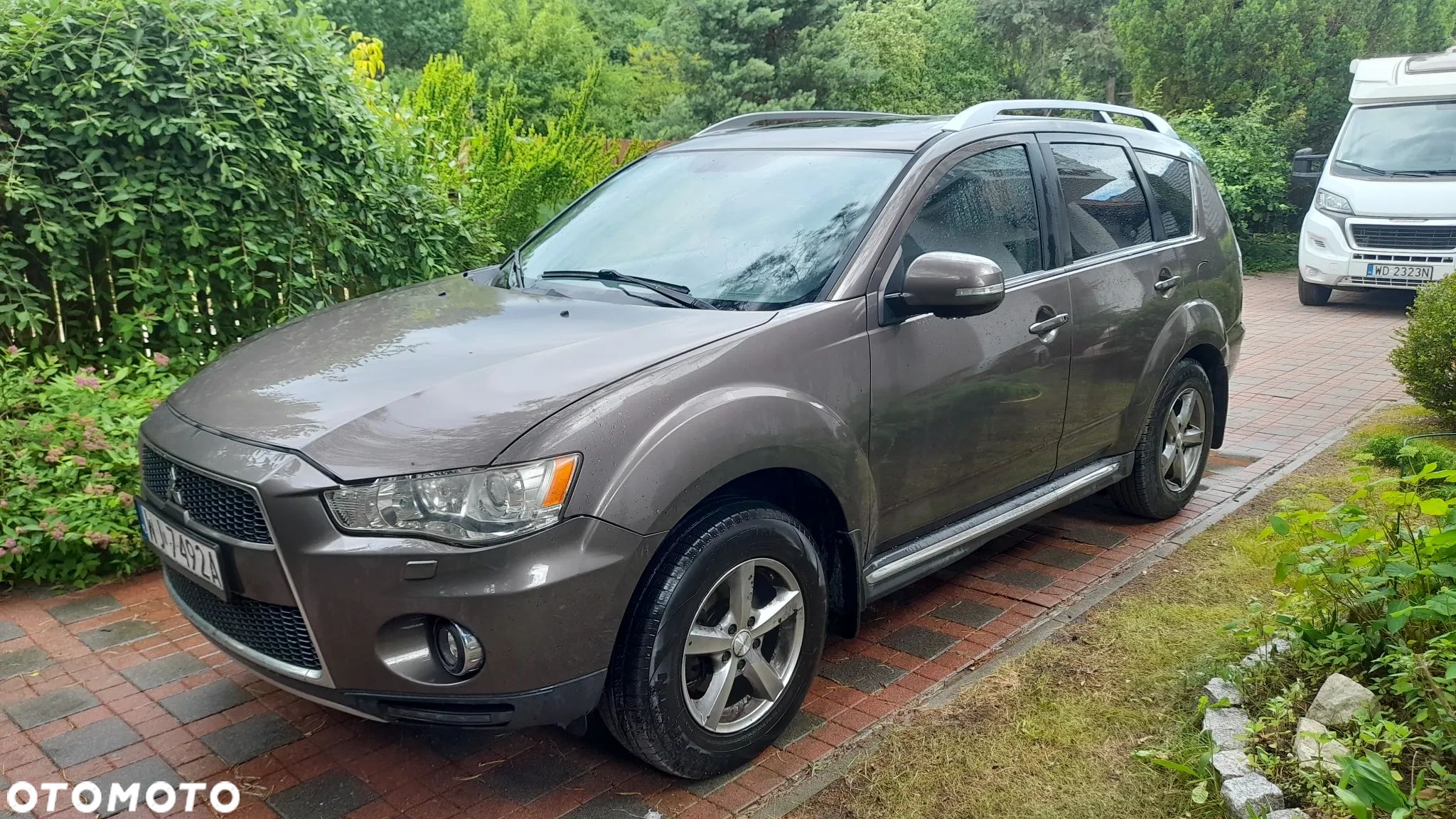 Mitsubishi Outlander 2.0 DID Invite SE - 1