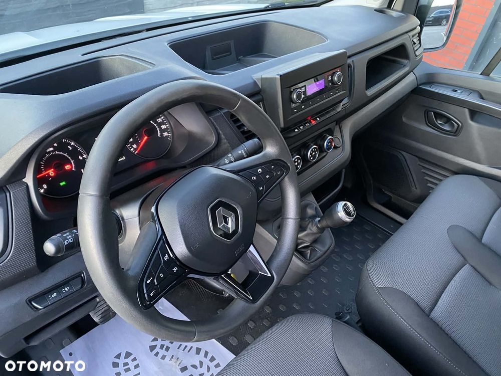 Renault TRAFIC * 2023 * Tylko 46.000km ! * 2.0 BlueDCI 130KM * LONG - 10