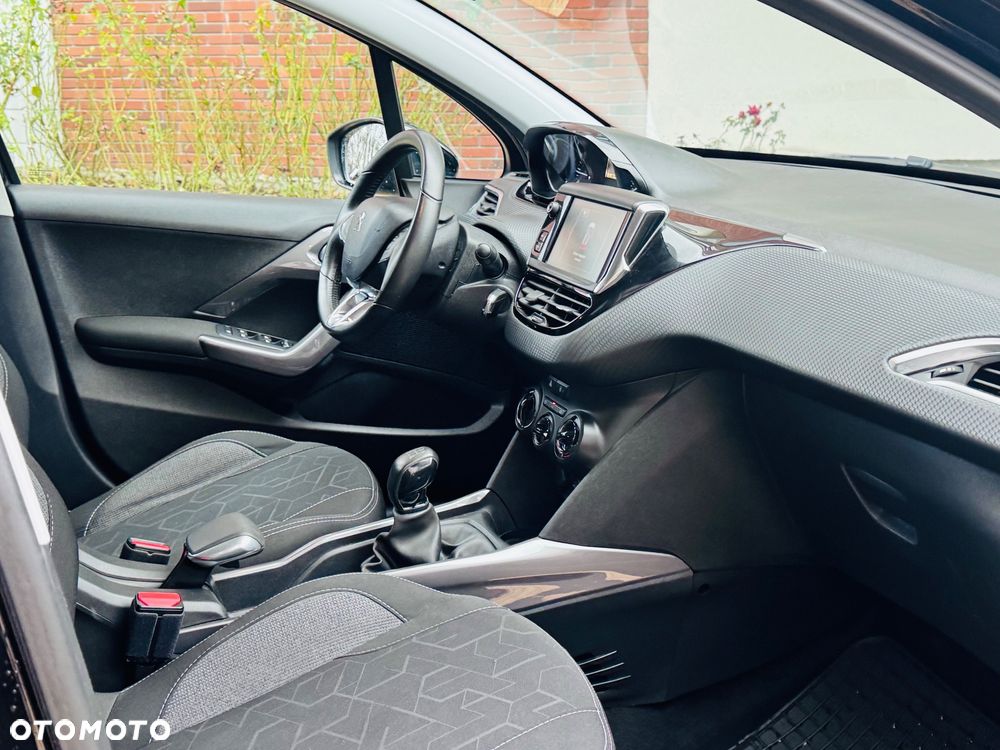 Peugeot 2008 1.2 VTi/Pure Tech Access - 36