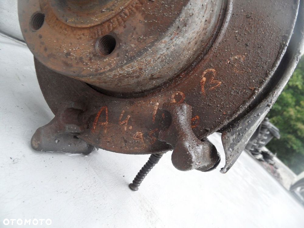 OŚ TYLNA BELKA ZAWIESZENIA TYŁ AUDI A4 B5 - 4