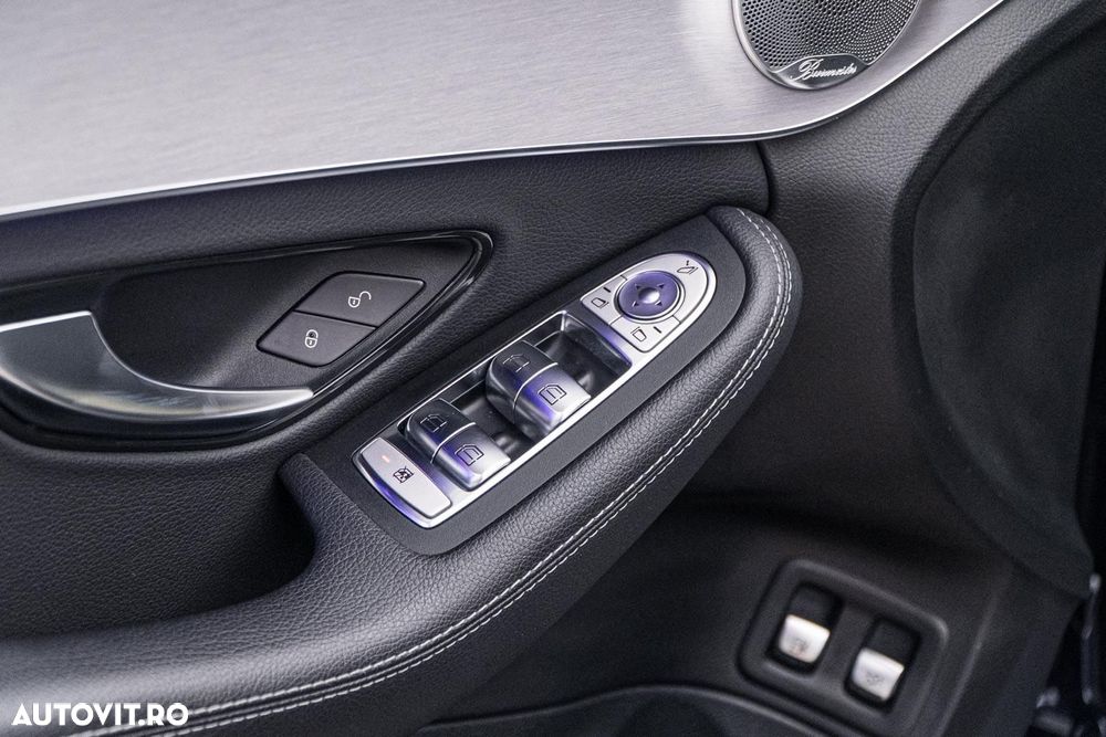 Mercedes-Benz C 300 e 9G-TRONIC AMG Line - 37