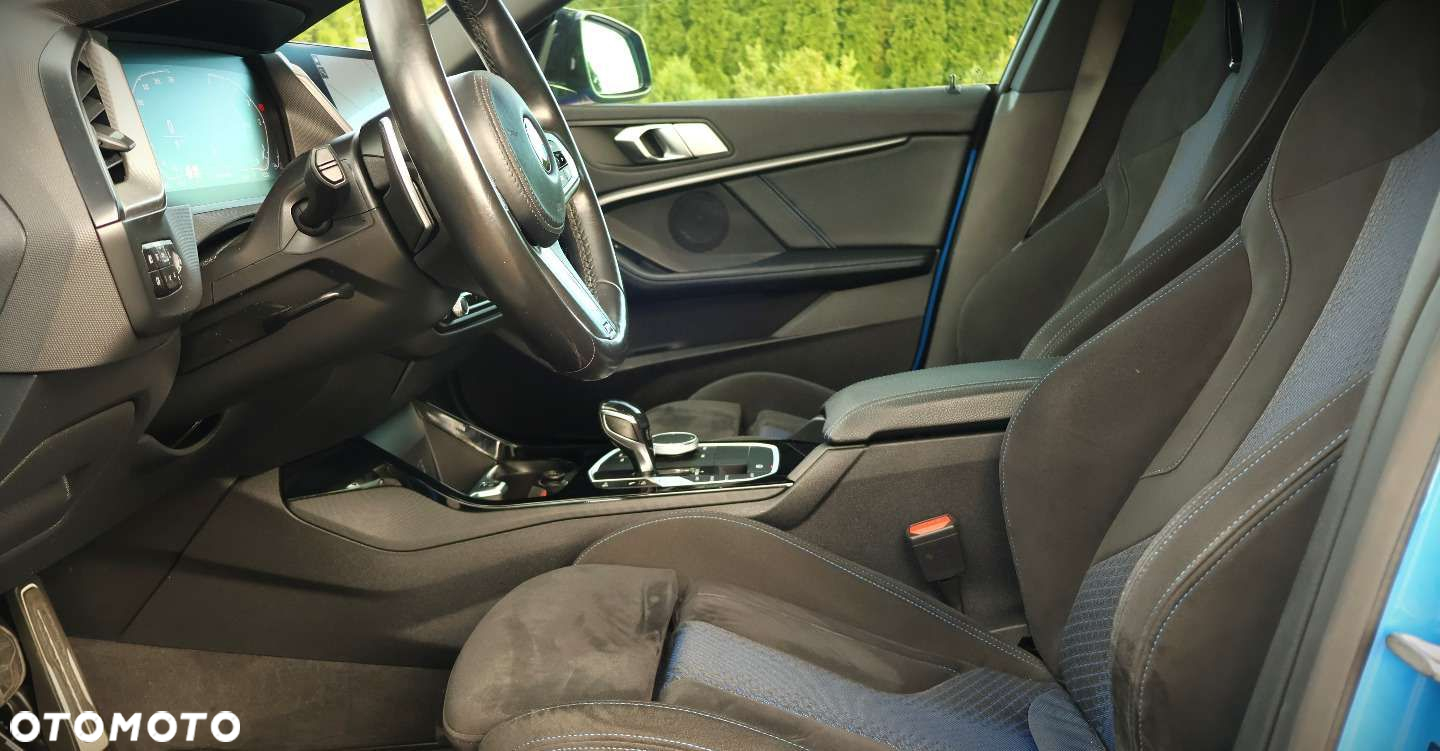 BMW Seria 2 218d M Sport - 15