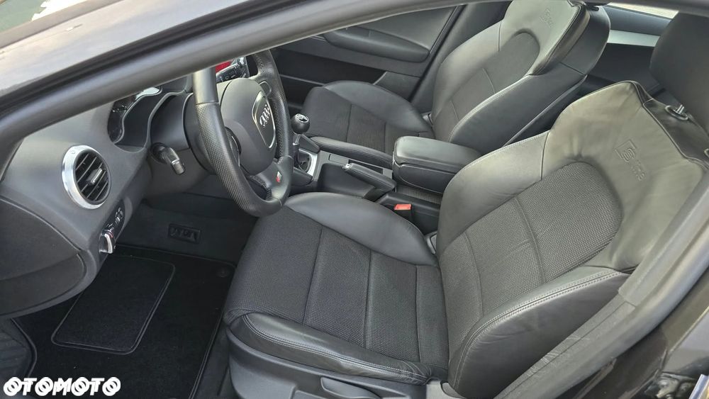 Audi A3 Sportback 1.4 TFSI S line Sportpaket - 16