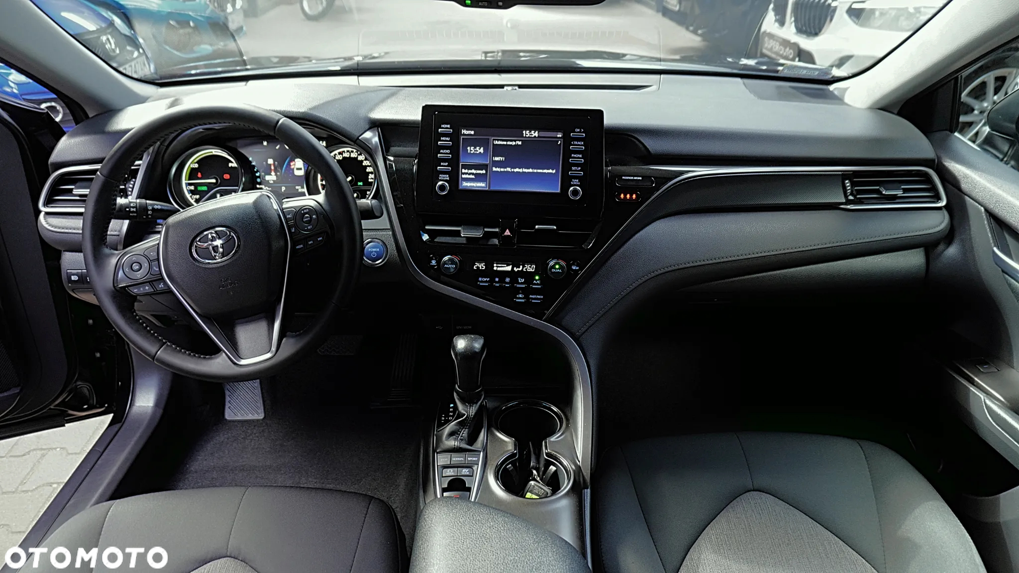 Toyota Camry 2.5 Hybrid Comfort CVT - 14
