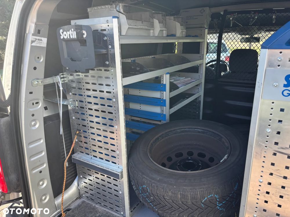 Peugeot PARTNER - 24