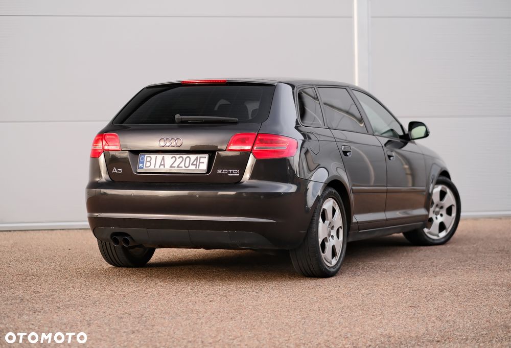 Audi A3 Sportback 2.0 TDI DPF quattro S line Sportpaket (plus) - 11