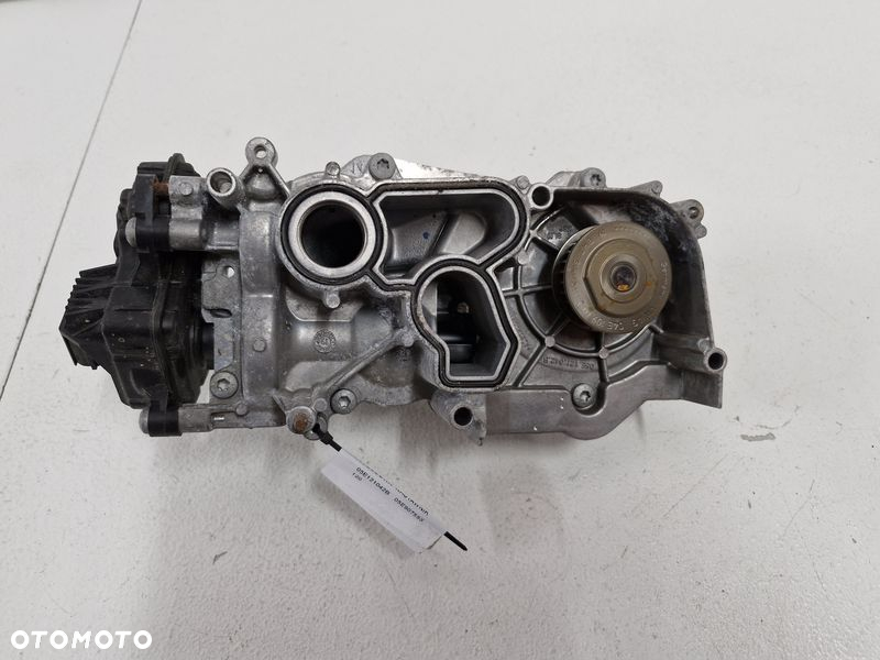 VOLKSWAGEN PASSAT B8 GOLF VII 1.5 TSI POMPA WODY OBUDOWA NASTAWNIK 05E121042B 05E907593 - 9