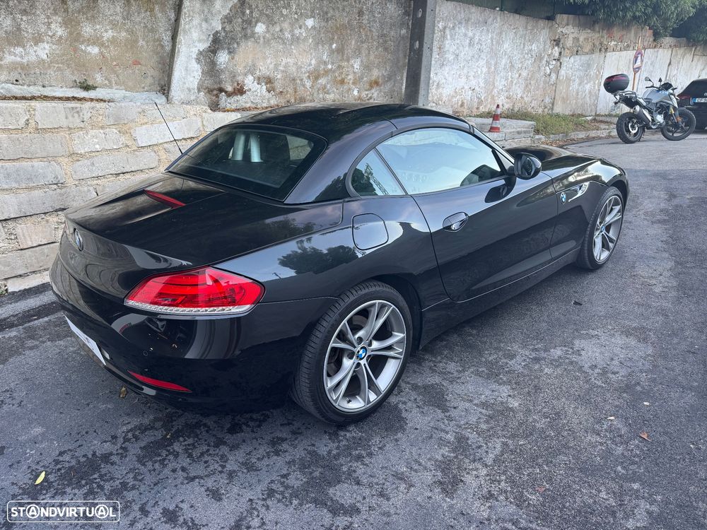 BMW Z4 sDrive18i - 13