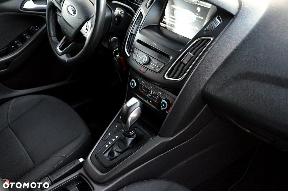 Ford Focus - 21
