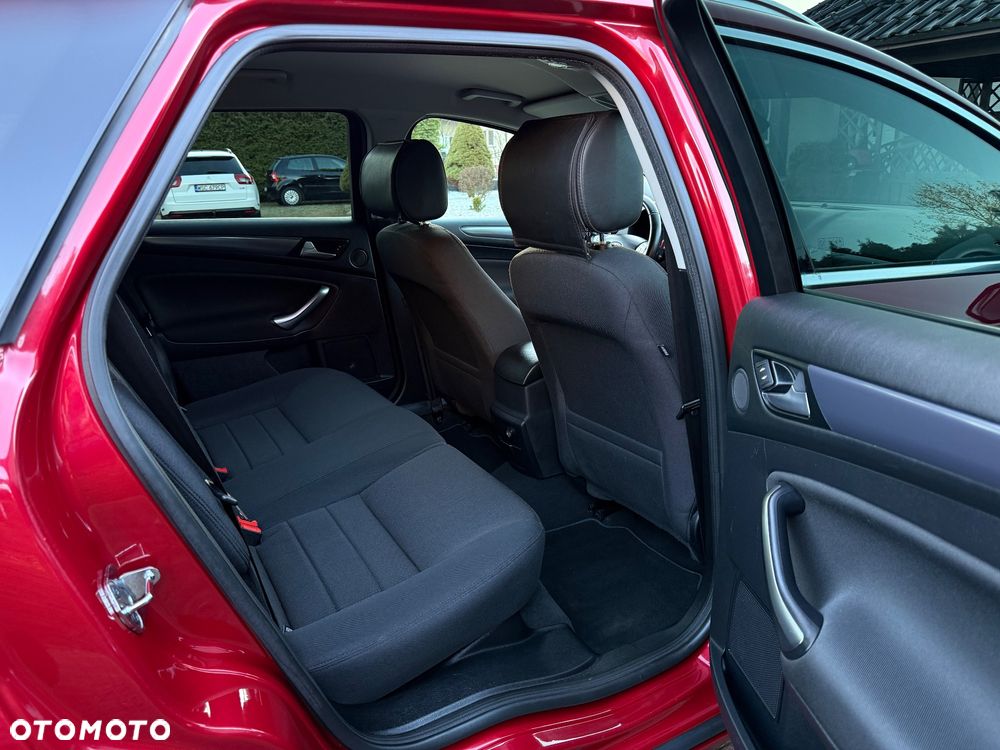 Ford Mondeo 2.0 TDCi Titanium X - 12