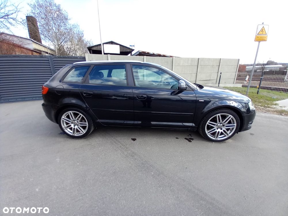 Audi A3 Sportback - 3