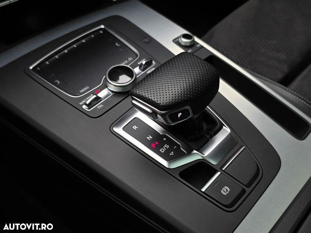 Audi Q5 2.0 40 TDI quattro S tronic Sport - 22