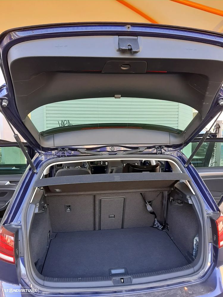 VW Golf 1.6 TDI R-Line - 20