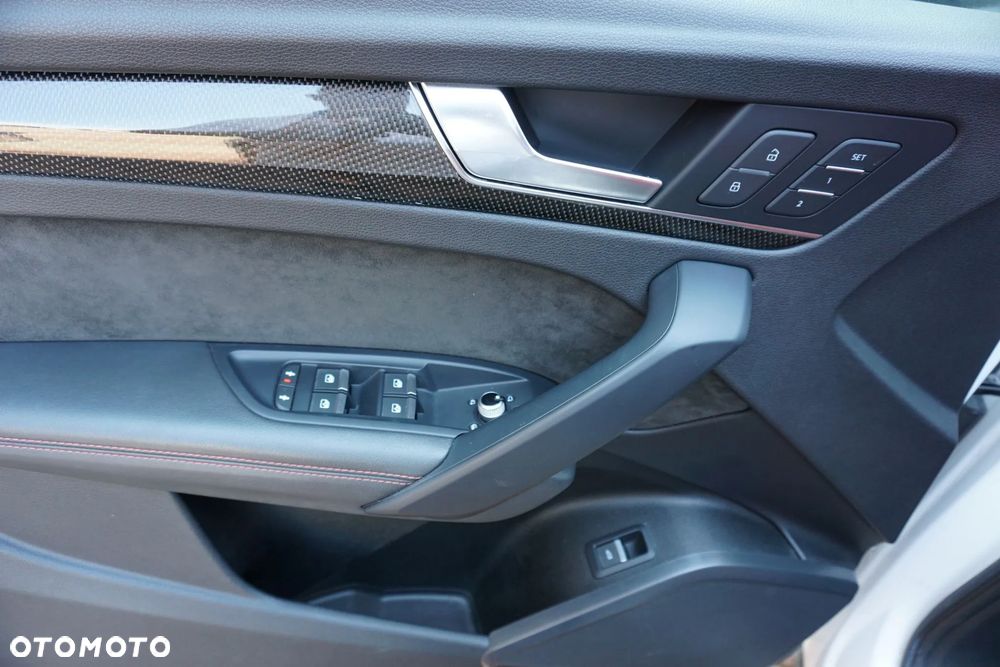 Audi SQ5 - 24