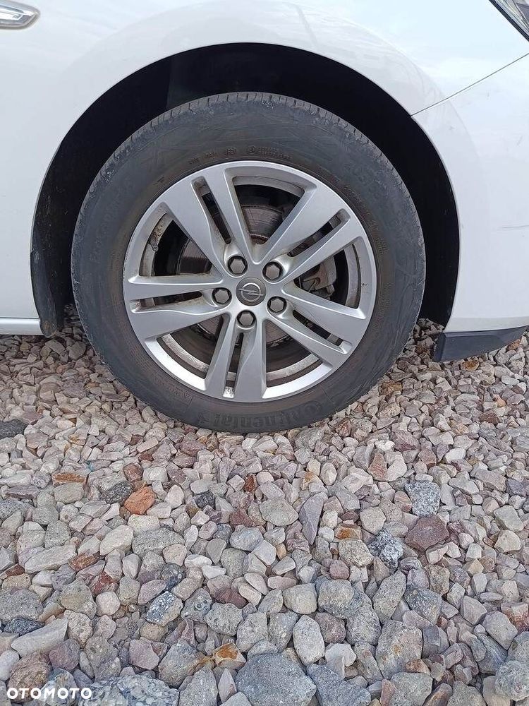 Opel Astra 1.2 T Elegance S&S - 7