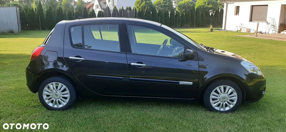 Renault Clio 1.2 16V 75 TomTom Edition - 4
