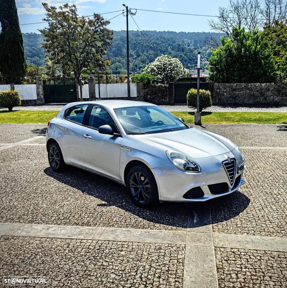 Alfa Romeo Giulietta 1.6 JTDM 16V Sport - 2