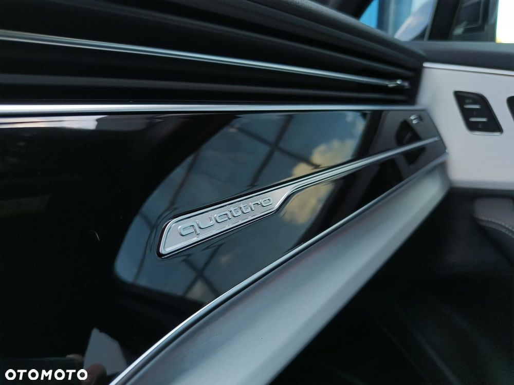 Audi Q7 - 36