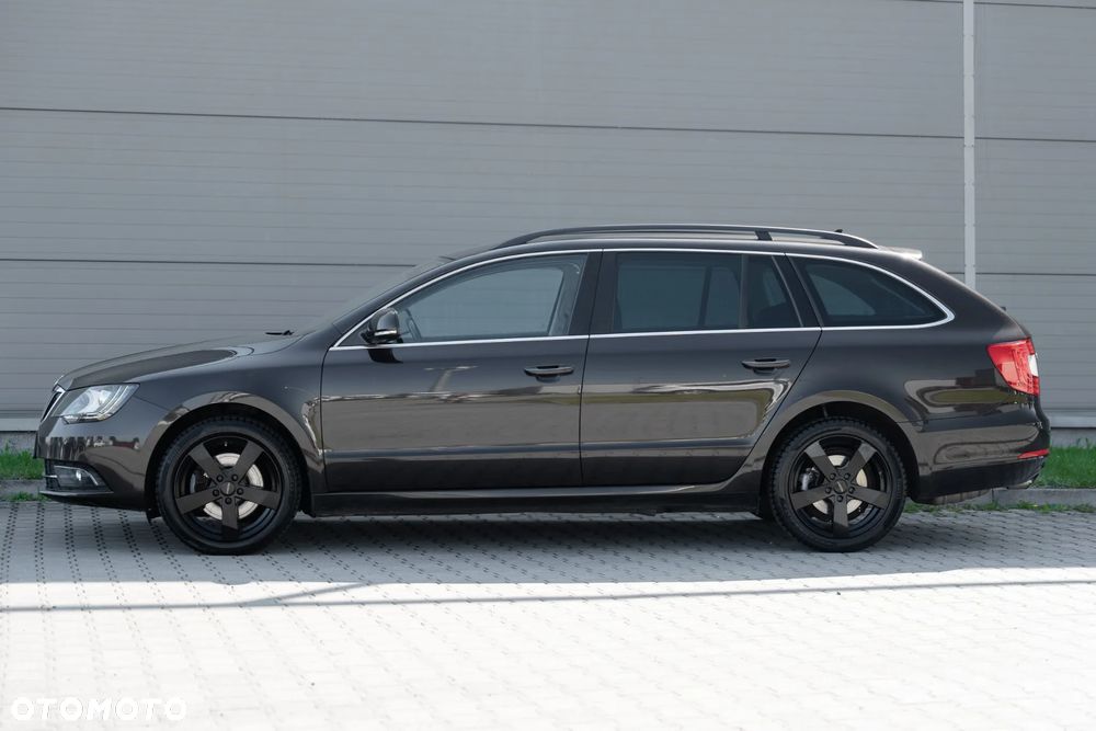 Skoda Superb 2.0 TDI Elegance - 10