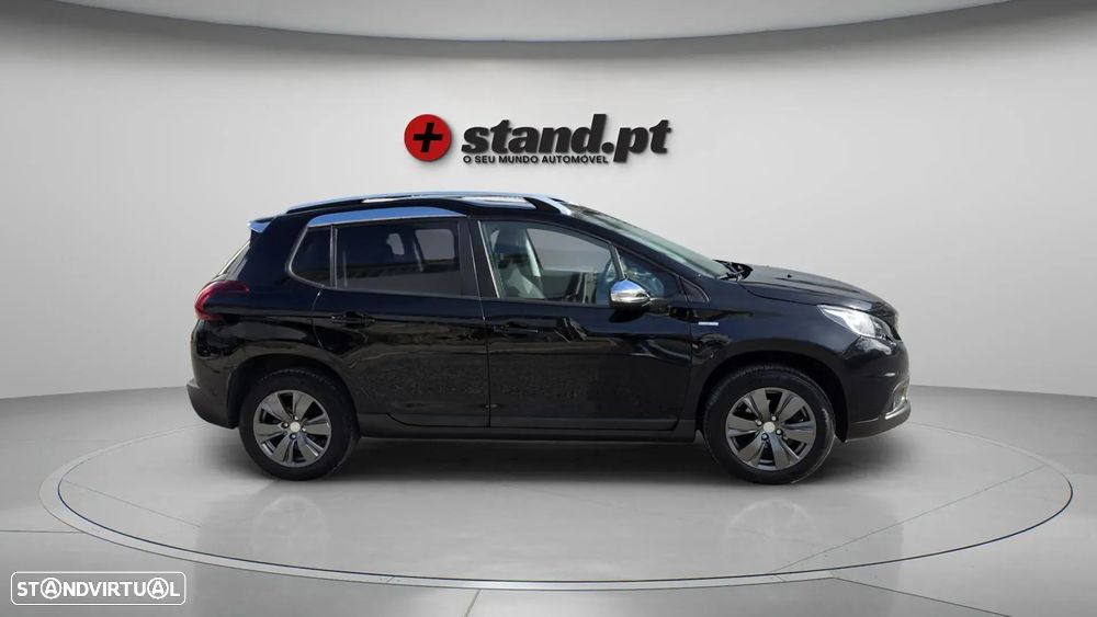 Peugeot 2008 1.2 PureTech Allure - 4