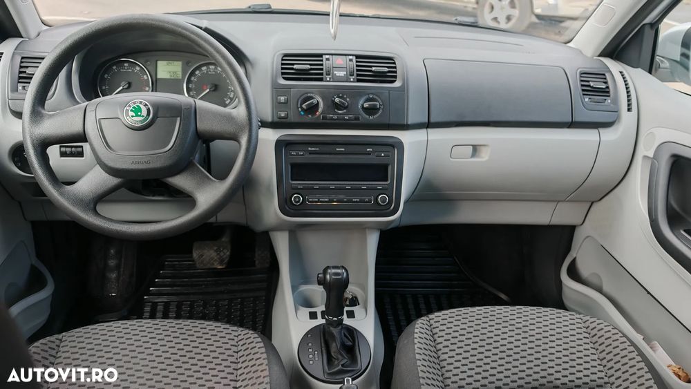 Skoda Fabia 1.2 TSI Ambiente DSG - 6